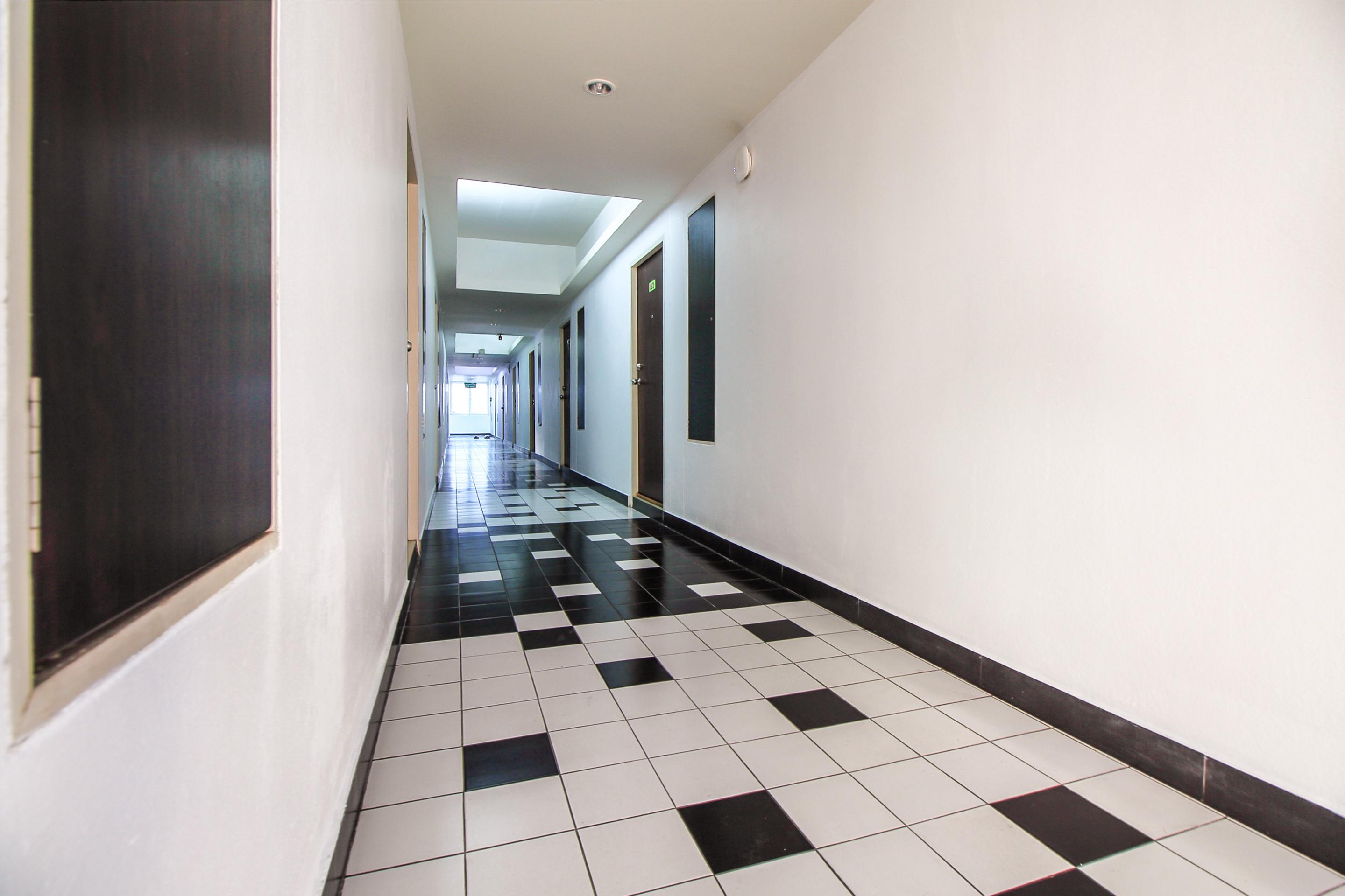 Ruan Plaisoi Apartment Bangkok Luaran gambar
