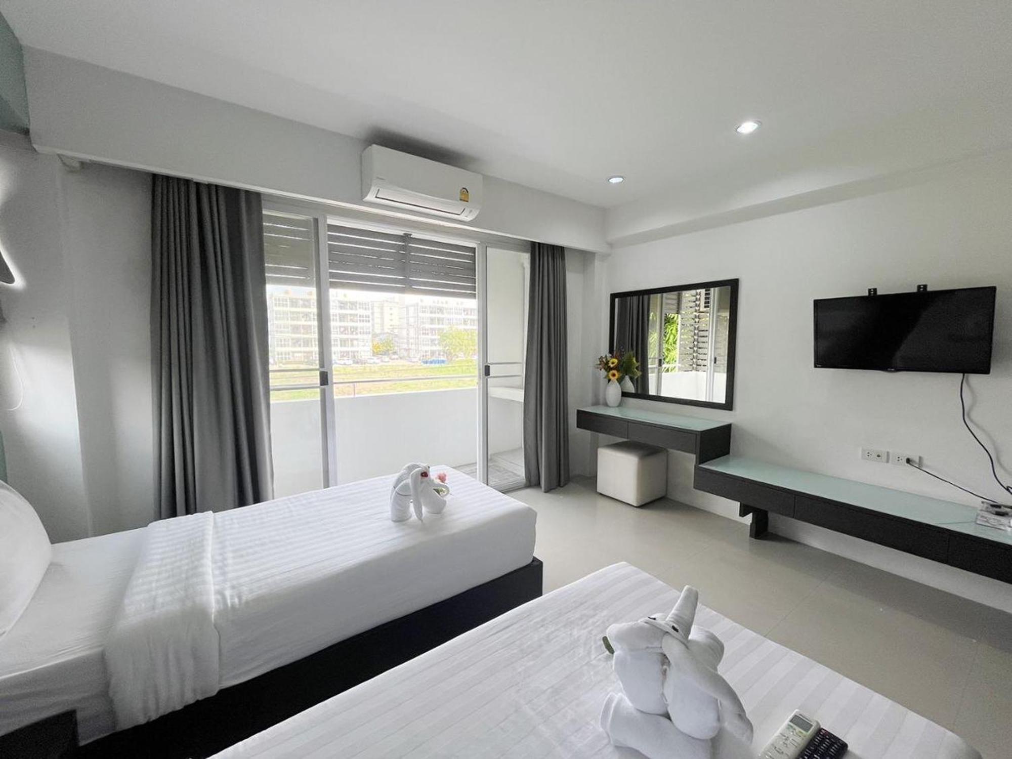 Ruan Plaisoi Apartment Bangkok Luaran gambar