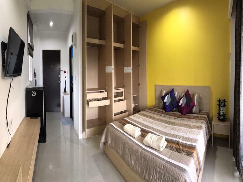 Ruan Plaisoi Apartment Bangkok Luaran gambar